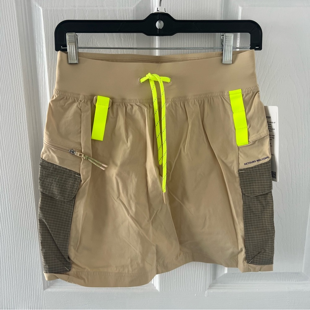 Lululemon Multipocket High Rise Hiking Skirt Size 6